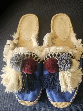 Handcrafted Blue Tassel Pom-Pom Slip-On Women’s Shoes-flat Espadrilles